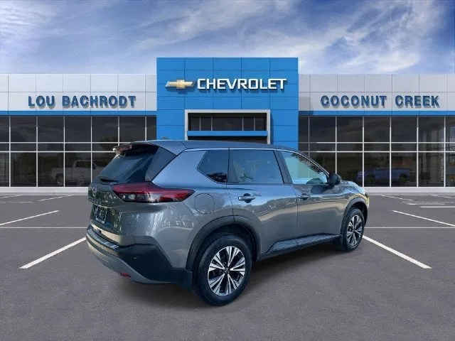 2023 Nissan Rogue SV photo 8