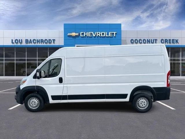 2024 RAM ProMaster Cargo Van Tradesman photo 5
