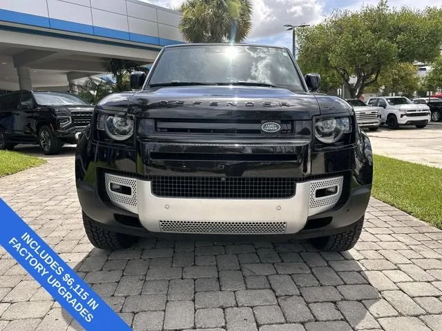 2023 Land Rover Defender SE photo 19