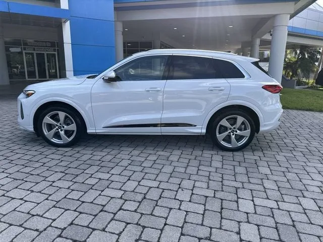 2025 Audi Q5 Prestige photo 32