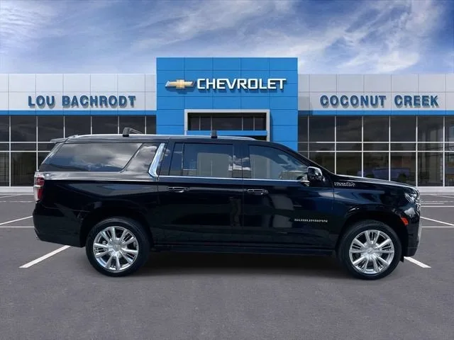 2024 Chevrolet Suburban High Country photo 9
