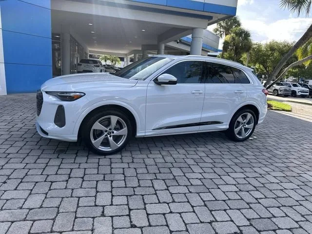 2025 Audi Q5 Prestige photo 31