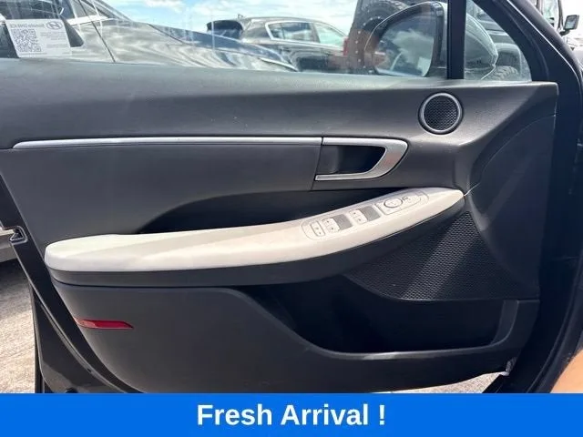 2025 Hyundai Sonata SEL photo 11