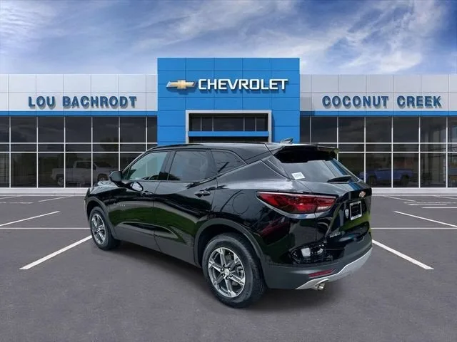 2025 Chevrolet Blazer 2LT photo 6