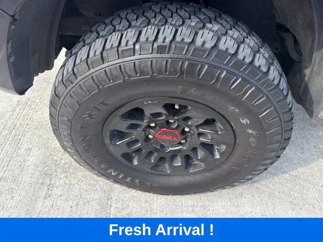 2023 Toyota Tacoma 4WD SR photo 21