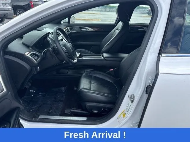 2020 Lincoln MKZ Reserve photo 2