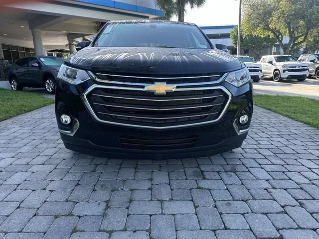 2021 Chevrolet Traverse LT Leather photo 20