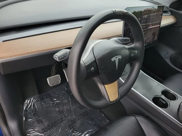 2020 Tesla Model Y Long Range photo 19