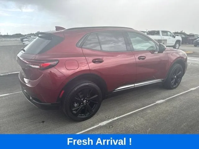 2023 Buick Envision Essence photo 17