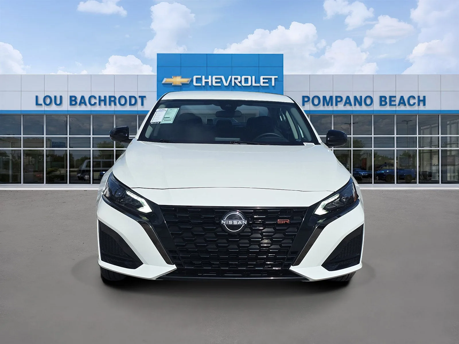 2025 Nissan Altima SR photo 2