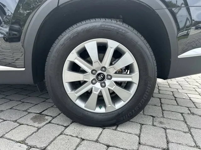 2025 Hyundai Palisade SEL photo 11