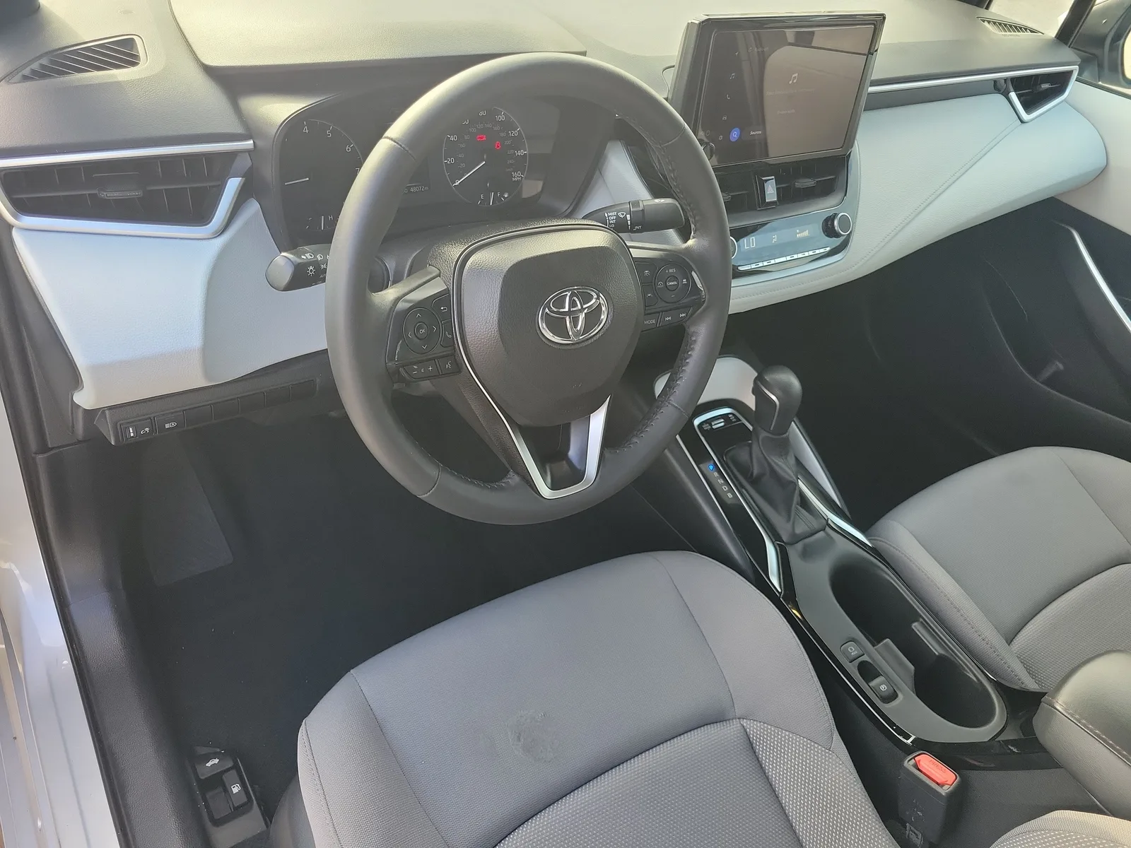 2024 Toyota Corolla SE photo 20
