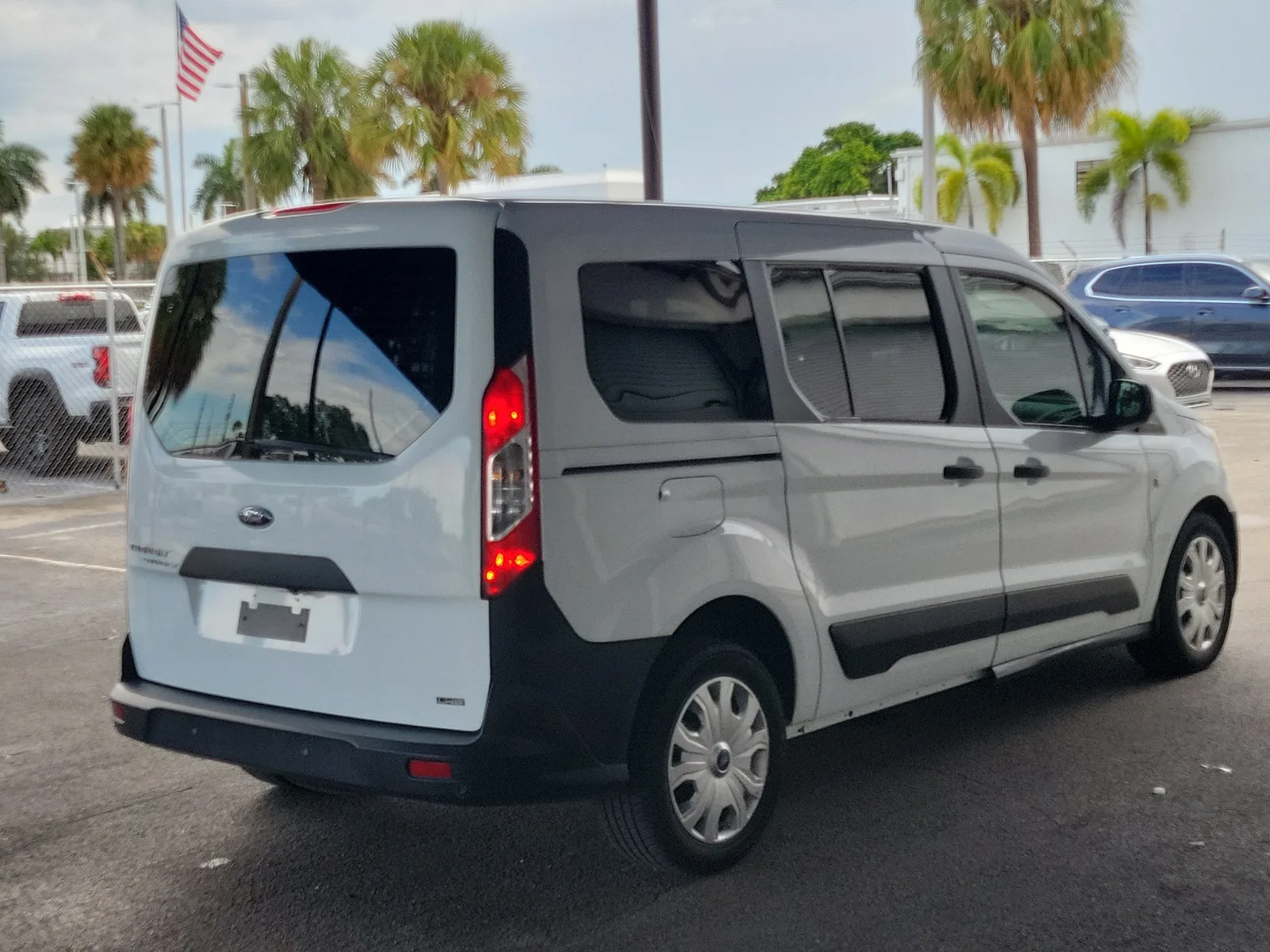 2022 Ford Transit Connect Wagon XL photo 5
