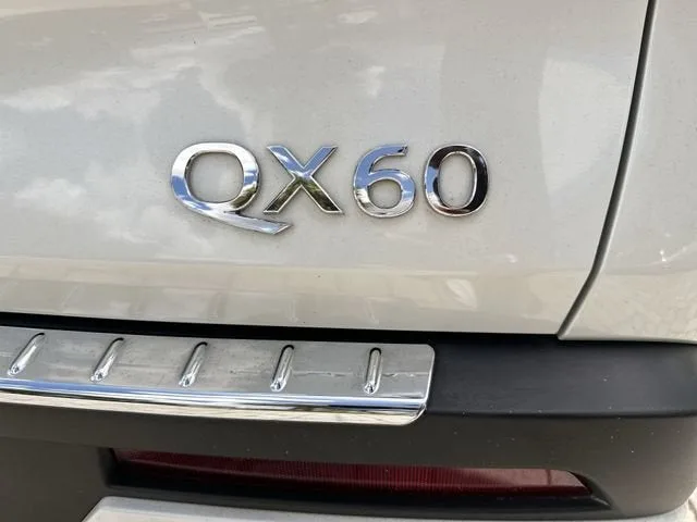 2023 INFINITI QX60 LUXE photo 38