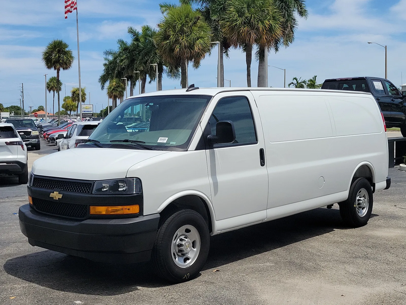 2025 Chevrolet Express Cargo WT photo 7