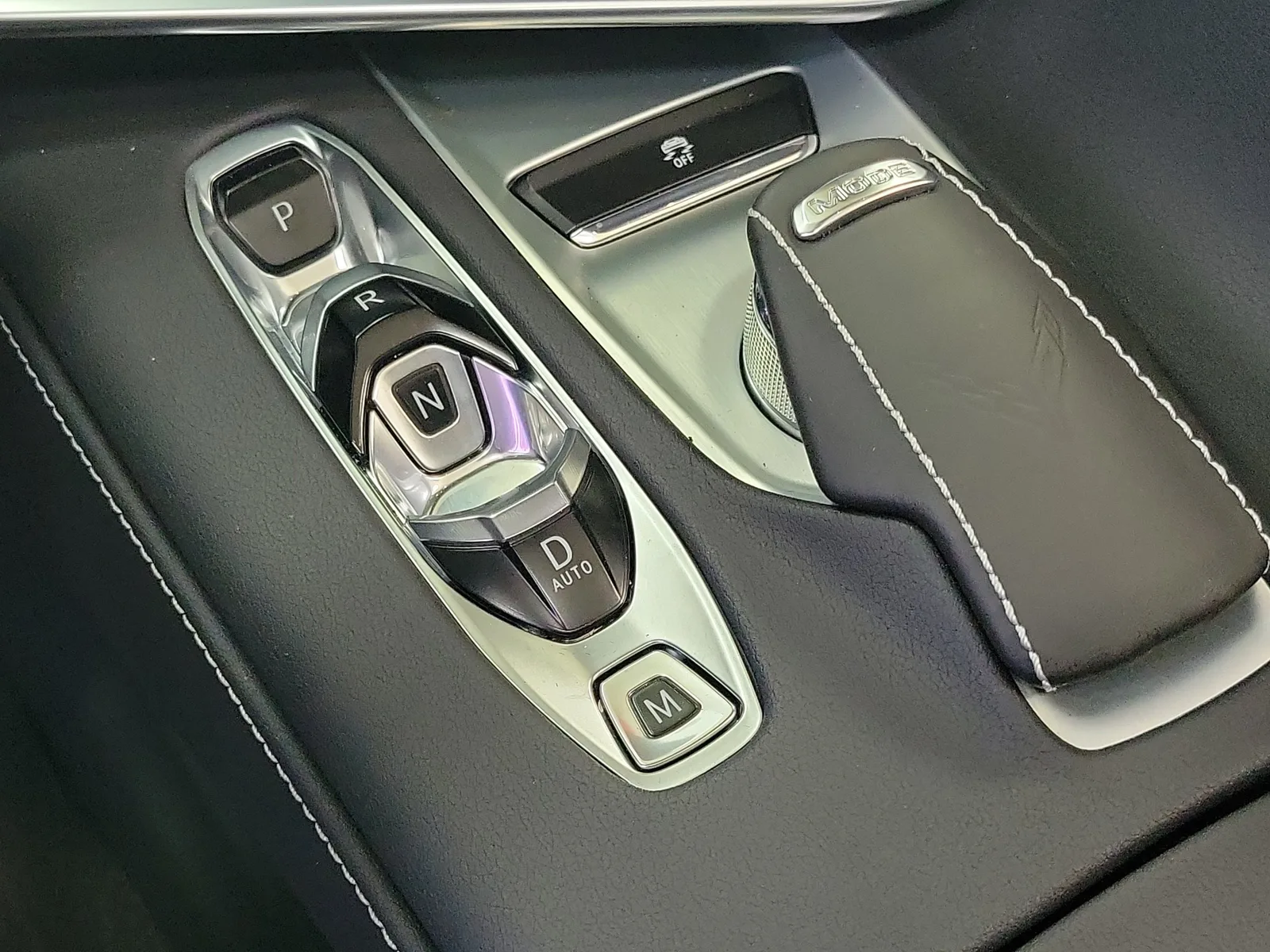2024 Chevrolet Corvette Stingray 1LT photo 30