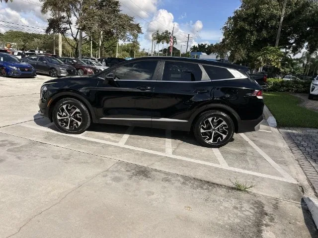 2023 Kia Sportage EX photo 32