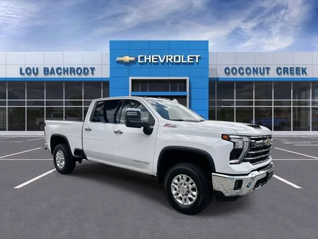 2024 Chevrolet Silverado 3500 HD LTZ photo 2