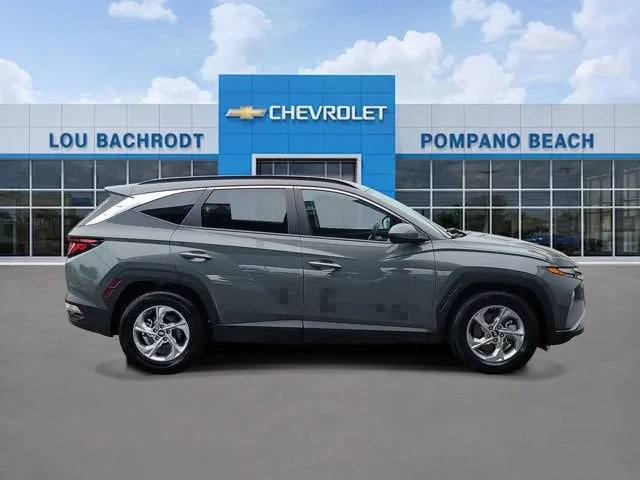 2024 Hyundai Tucson SEL photo 2