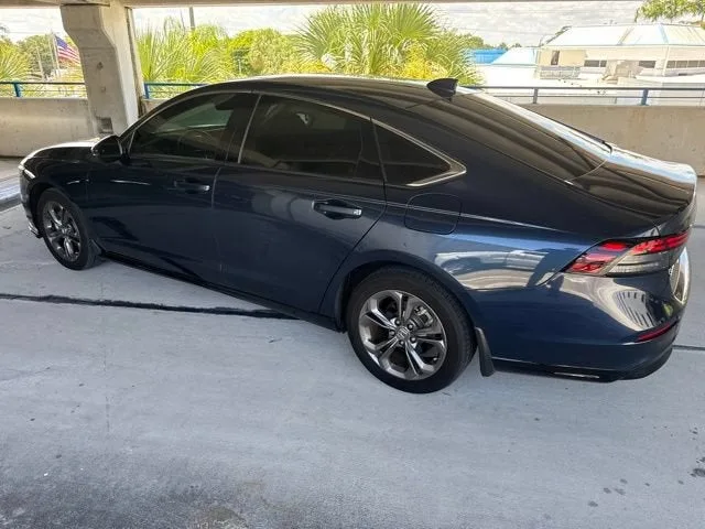 2024 Honda Accord Hybrid EX-L photo 18