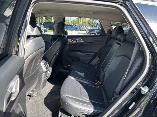 2023 Kia Sportage EX photo 27