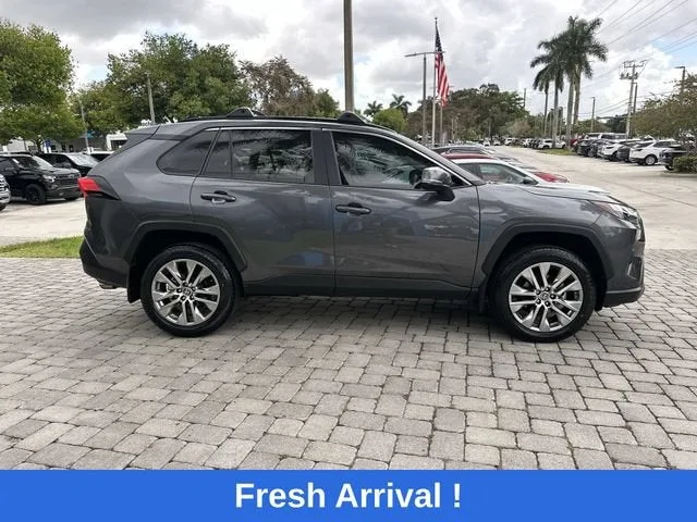 2024 Toyota RAV4 XLE Premium photo 14