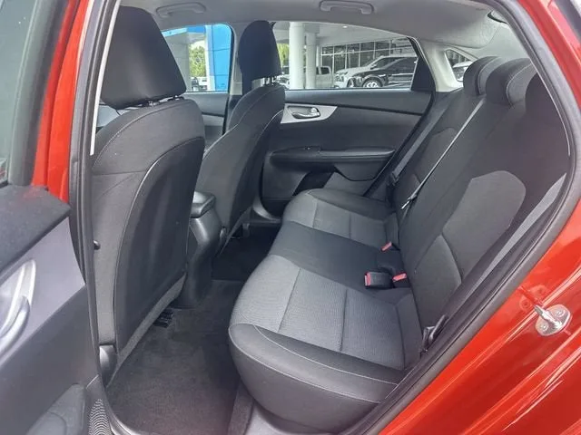2024 Kia Forte LXS photo 27