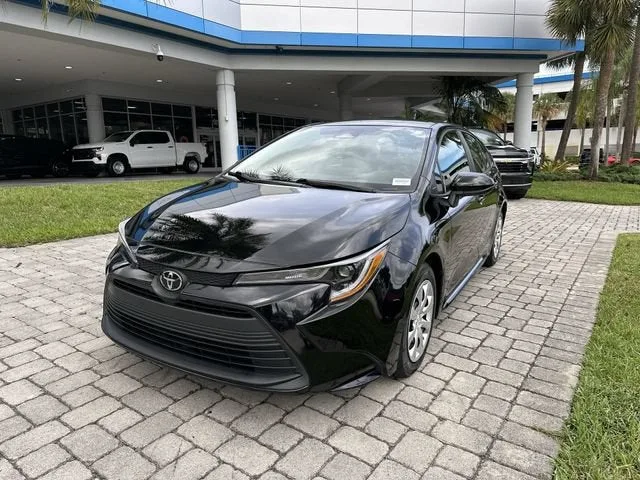 2024 Toyota Corolla LE photo 20