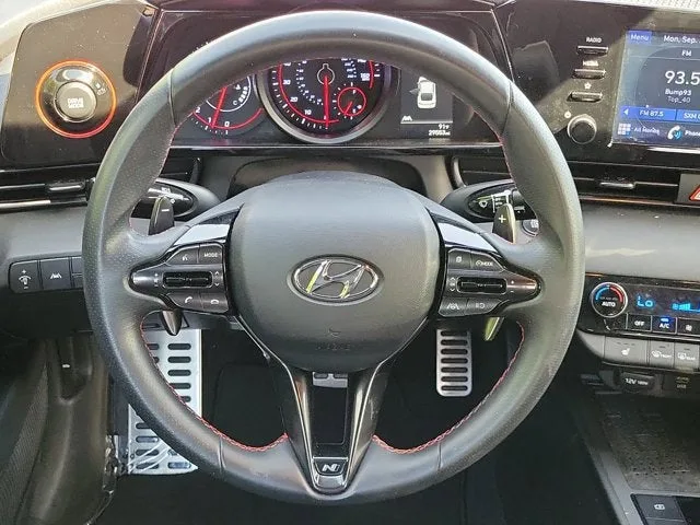 2021 Hyundai Elantra N Line photo 18