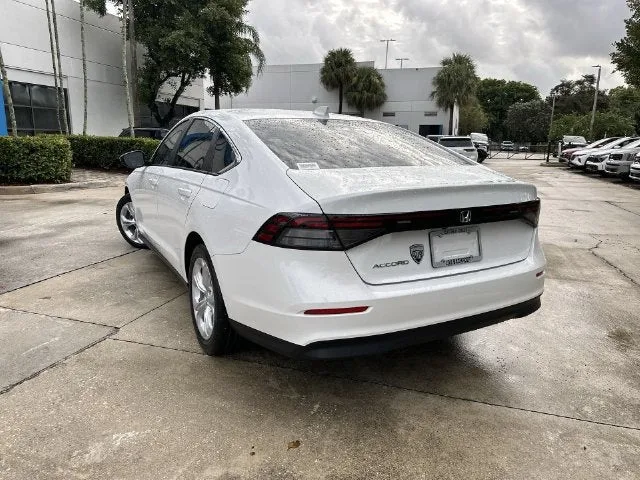 2024 Honda Accord Sedan LX photo 12