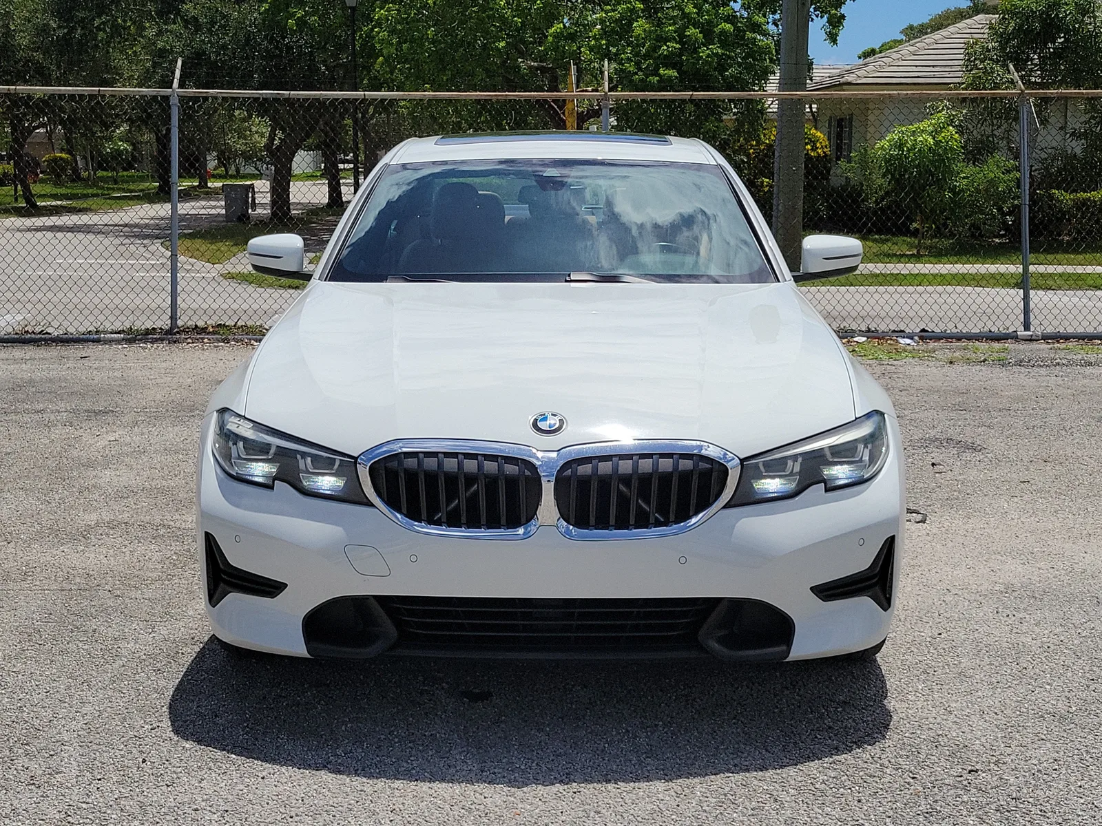 2020 BMW 3 Series 330i photo 8