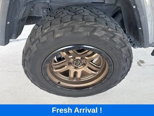 2022 Jeep Gladiator Sport S photo 23