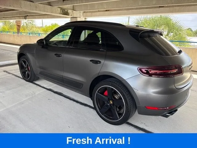2018 Porsche Macan Turbo photo 15