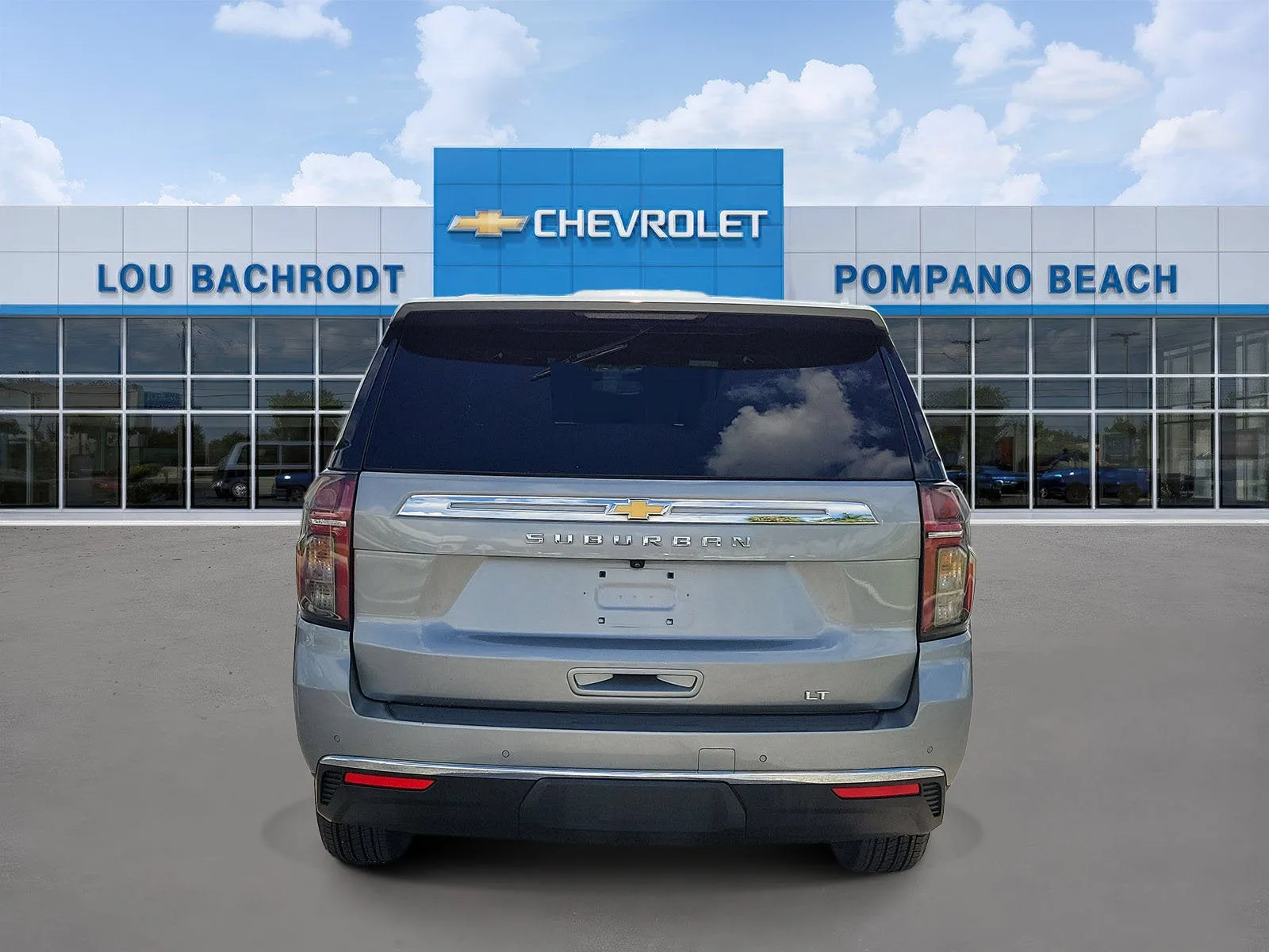 2024 Chevrolet Suburban LT photo 4