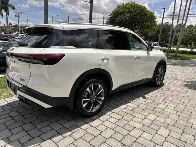 2023 INFINITI QX60 LUXE photo 37