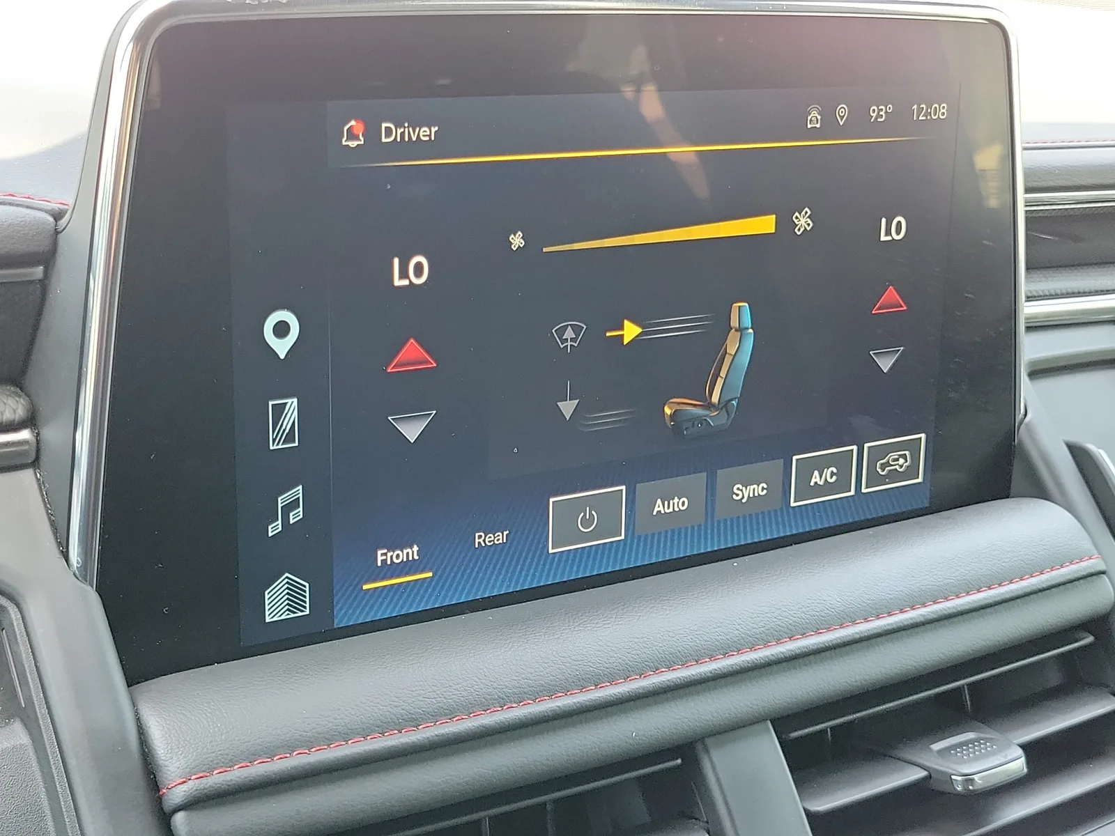 2023 Chevrolet Suburban RST photo 34