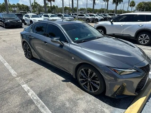 2021 Lexus IS IS 350 F SPORT photo 9
