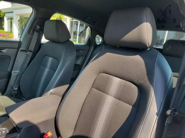 2025 Honda Civic Hatchback Sport photo 22