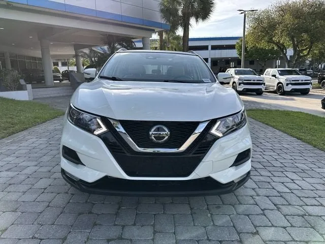 2022 Nissan Rogue Sport SV photo 18