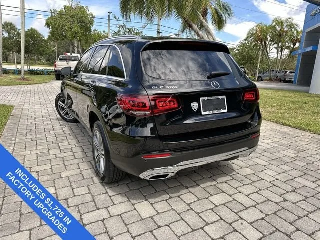 2022 Mercedes-Benz GLC GLC 300 photo 12