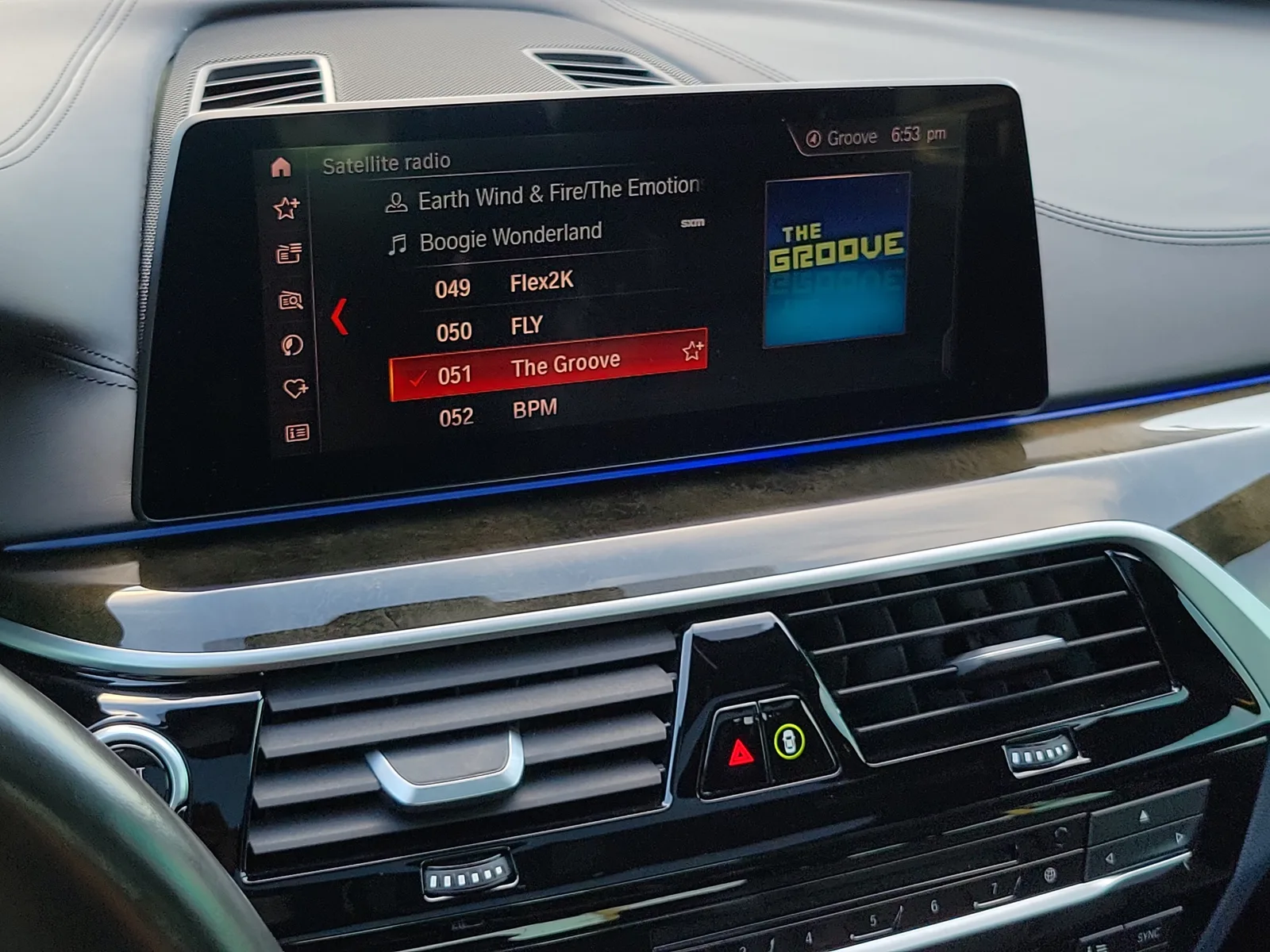 2019 BMW 5 Series 540i photo 28