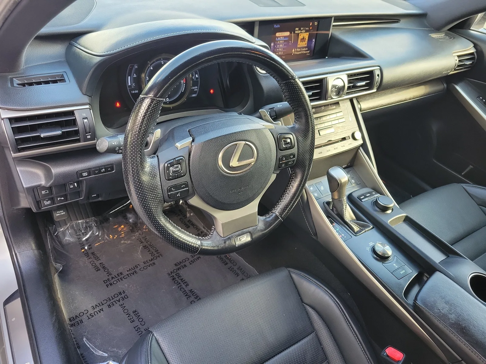 2020 Lexus IS IS 300 F SPORT photo 20