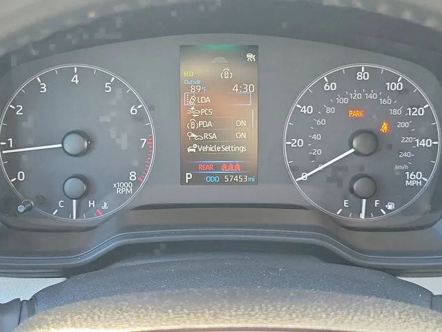 2024 Toyota Corolla SE photo 25