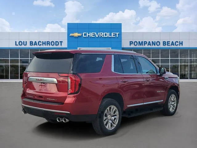 2024 GMC Yukon Denali photo 3