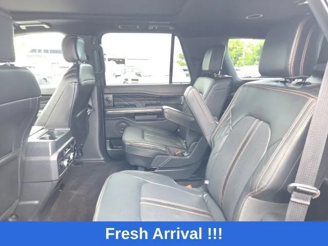2023 Ford Expedition Platinum photo 11