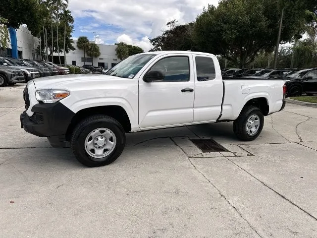 2022 Toyota Tacoma 2WD SR photo 31