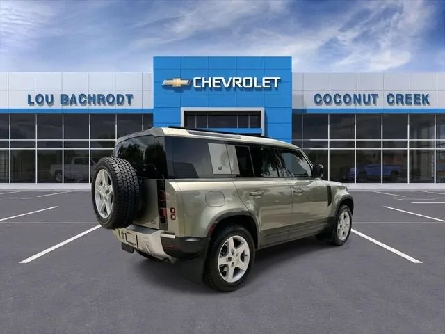 2020 Land Rover Defender HSE photo 8