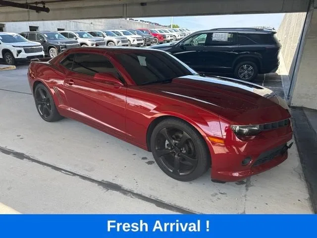 2015 Chevrolet Camaro LT photo 10