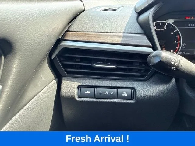 2025 Nissan Altima SV photo 9
