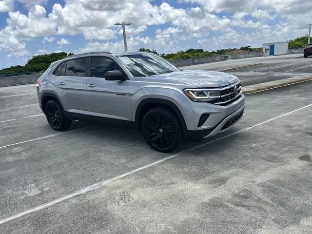 2022 Volkswagen Atlas Cross Sport 2.0T SE w/Technology photo 17